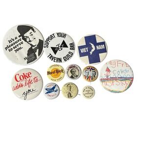 Lot of 12 Pins Coke London Hard Rock Wings Peace In‎ America Happy Days Vietnam